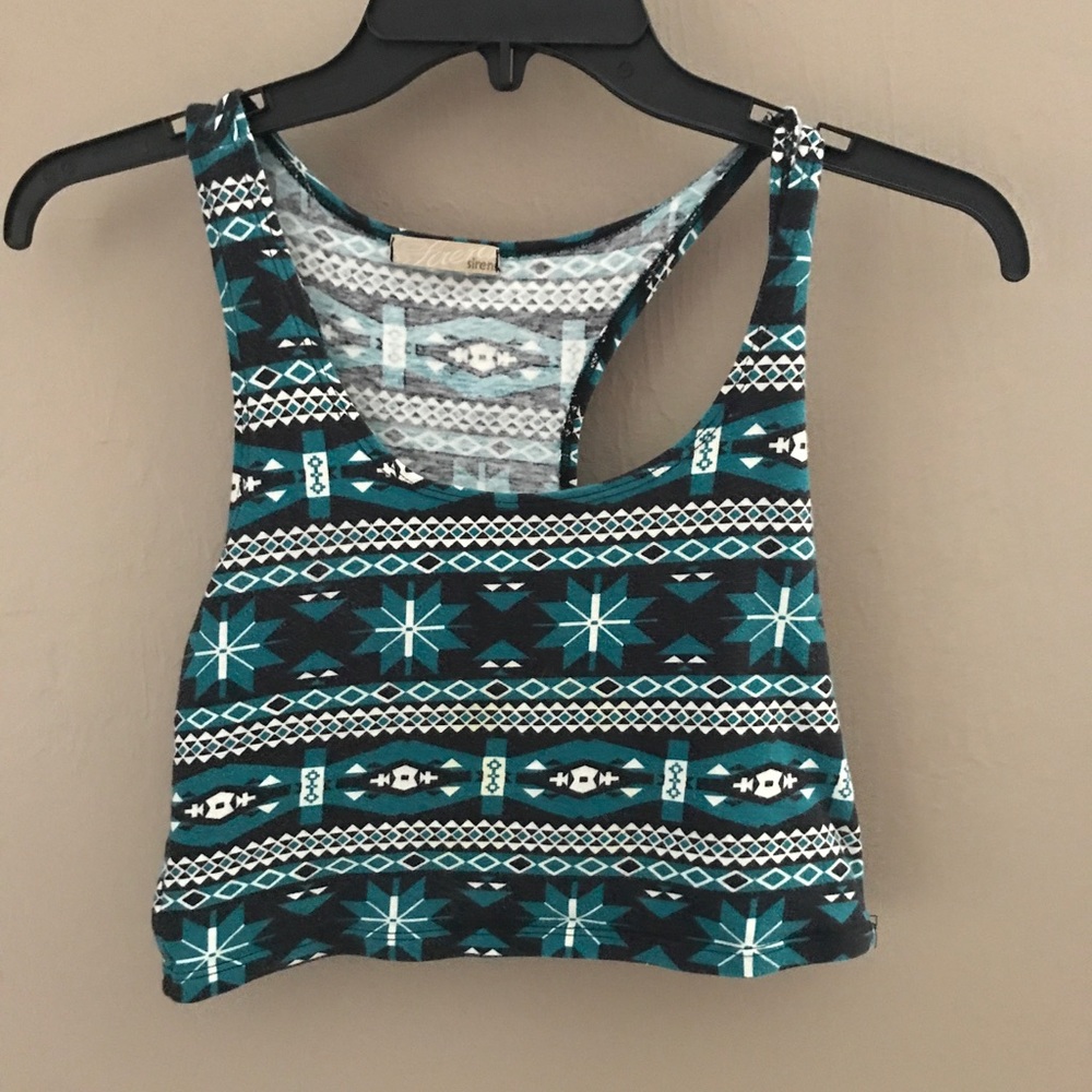 Patterned crop top💓 - Picture 2 of 2